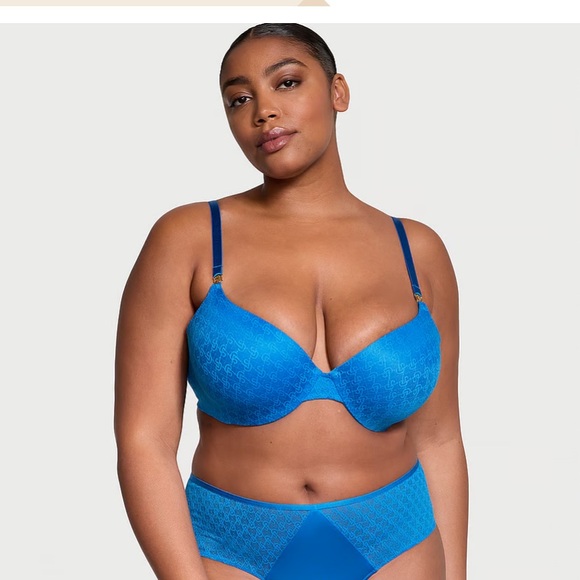 Victoria’s Secret NWT Icon Push Up Demo Bra is 38 DD
Color is Shocking Blue - Picture 3 of 6